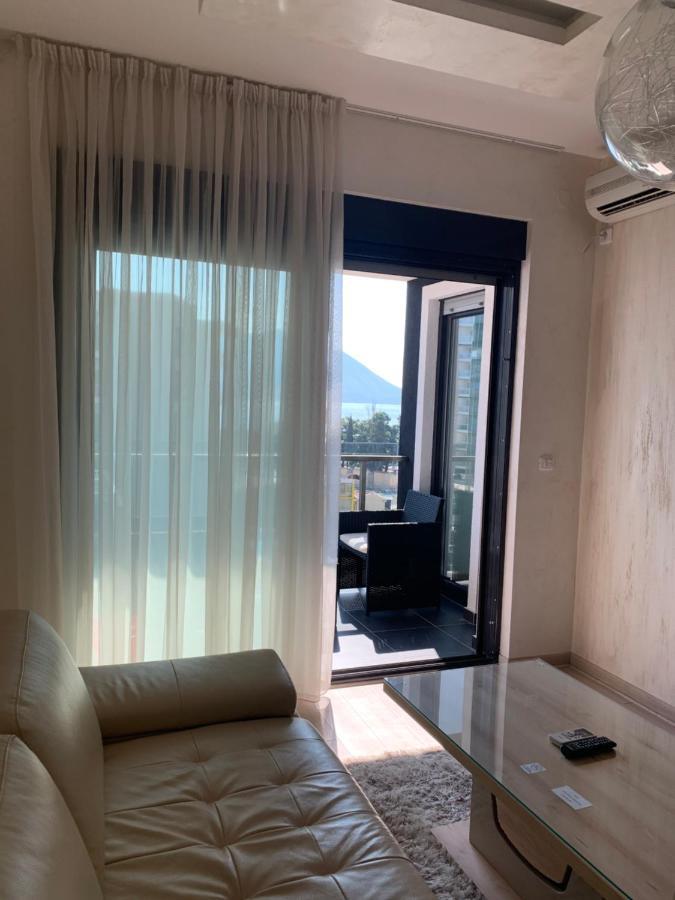 Seaview Apartment